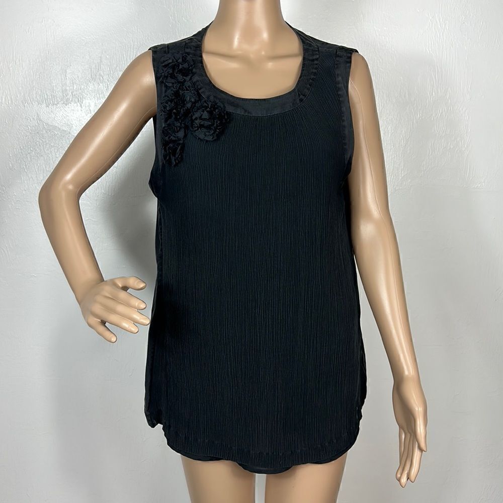 Banana Republic Black Silk Sleeveless Floral Appliqué Blouse Top Size L